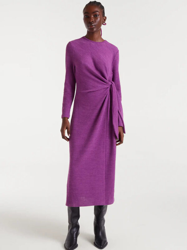 Long magenta ribbed knit dress