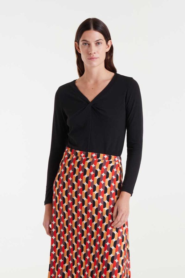 Black knotted t-shirt