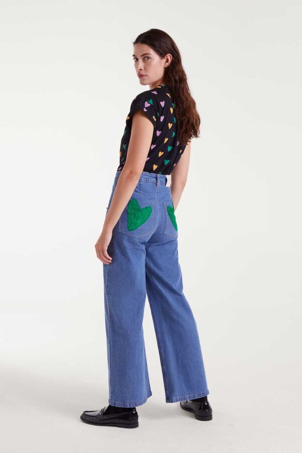 Black jeans with heart embroidery