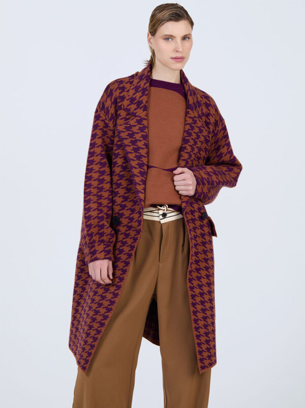 Jacquard houndstooth coat